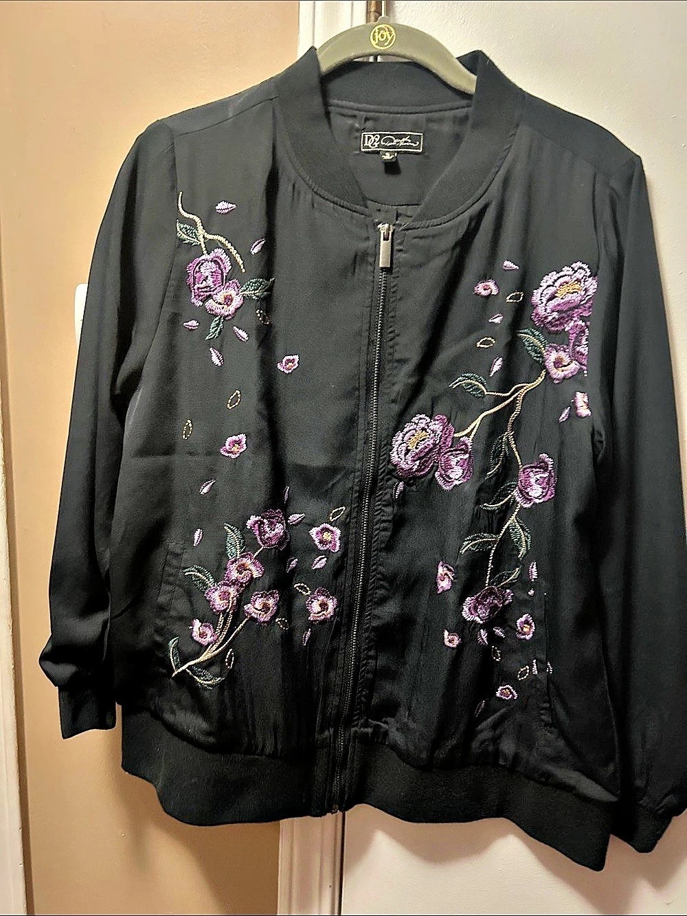 DG2 Floral Embroidered Bomber Jacket in Black Size Small